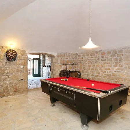 Villa Ana